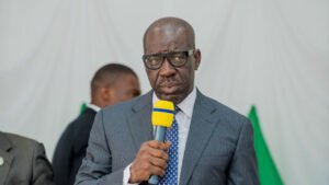 Read more about the article Okpebholo probing Obaseki smokescreen to hide incompetence – Aide – The Sun Nigeria