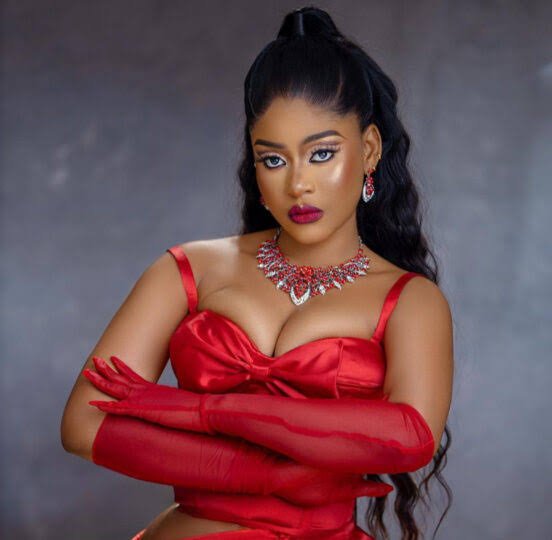 Read more about the article BBNaija star Phyna disowns family, drops surname – The Sun Nigeria