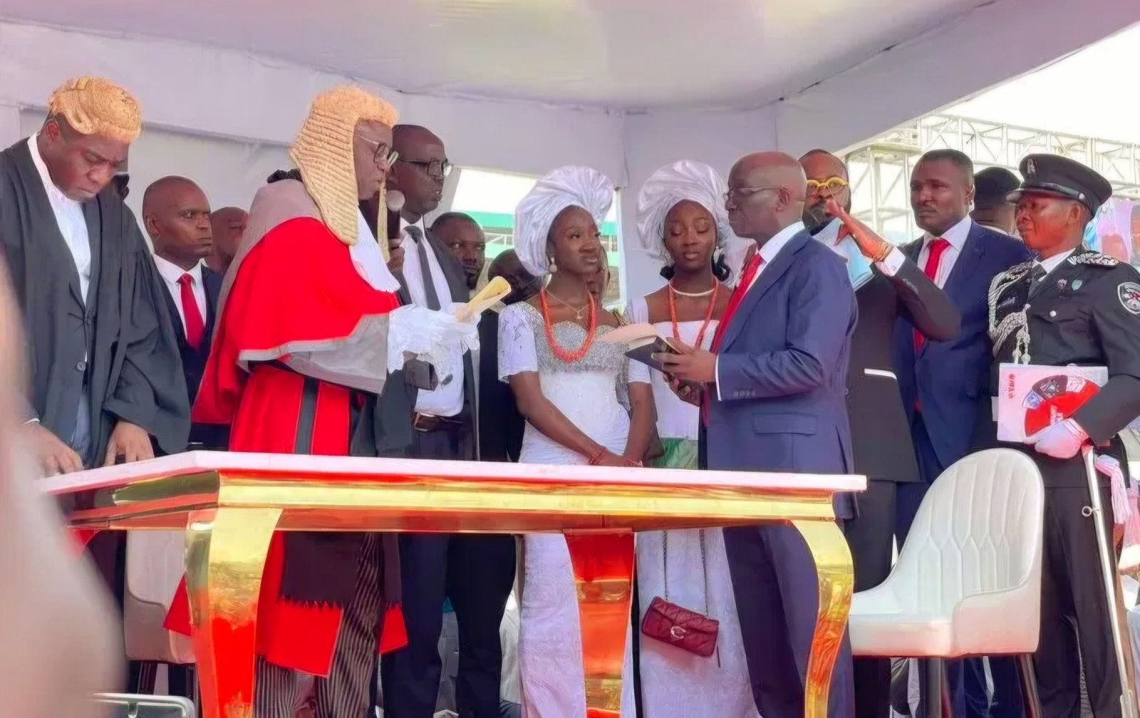 You are currently viewing Breaking: Sen. Okpebholo inaugurated as Edo governor